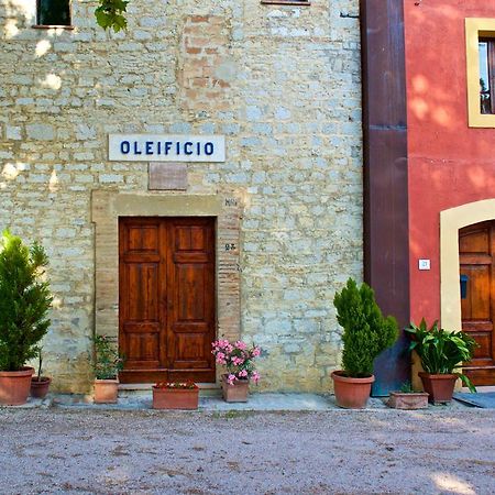 Rosso Porpora Vila Colle Umberto  Exterior foto