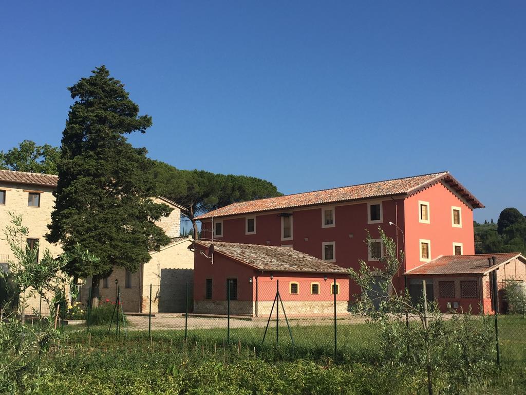 Rosso Porpora Vila Colle Umberto  Exterior foto